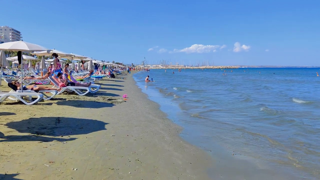 Finikoudes Beach, Larnaca