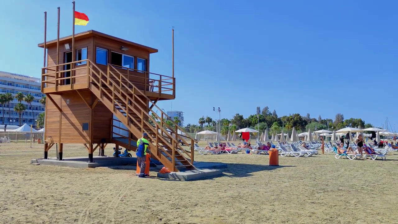 Finikoudes Beach, Larnaca