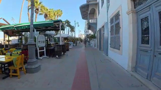 Finikoudes, Larnaca