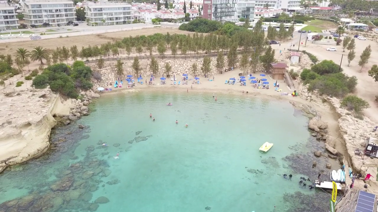 Green Bay, Protaras