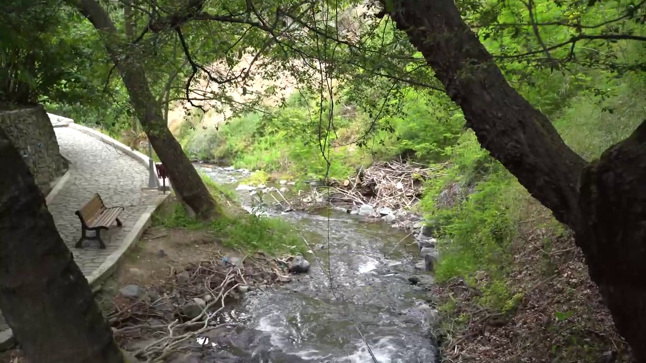 Kalopanayiotis: Nature Trail Next to the River