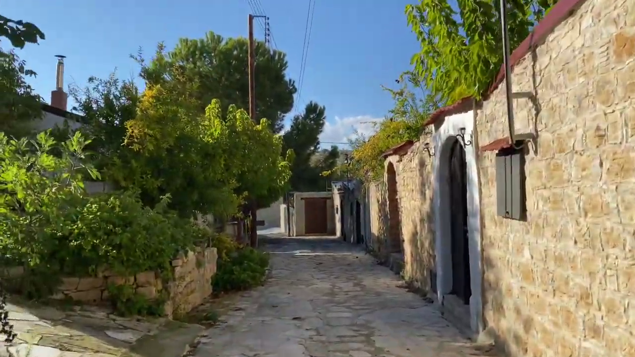 Lofou Village, Limassol (Cyprus): Trees and Plants Everywhere!